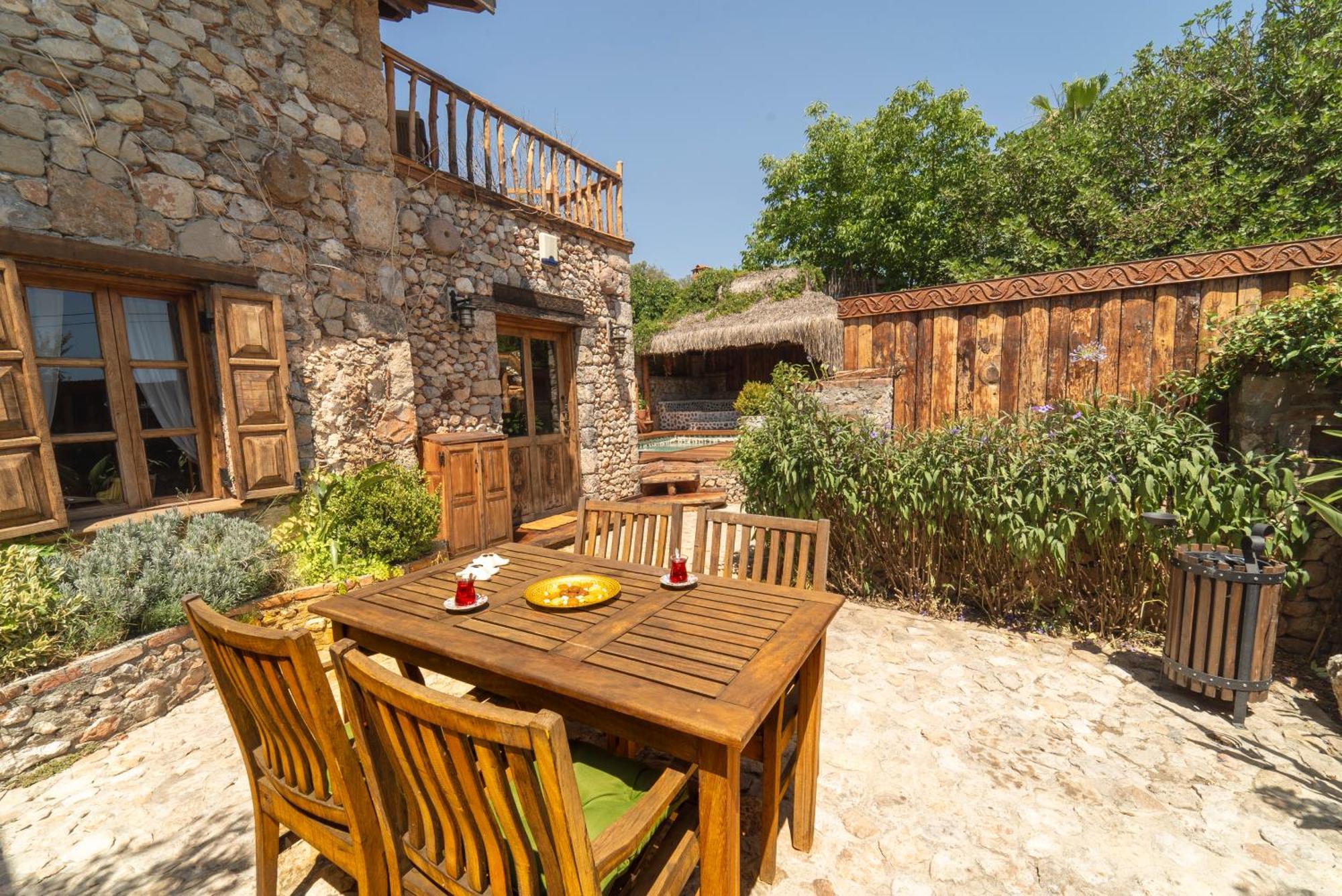 Levissi Lodge Otantic Stone Villa In Каякьой Екстериор снимка