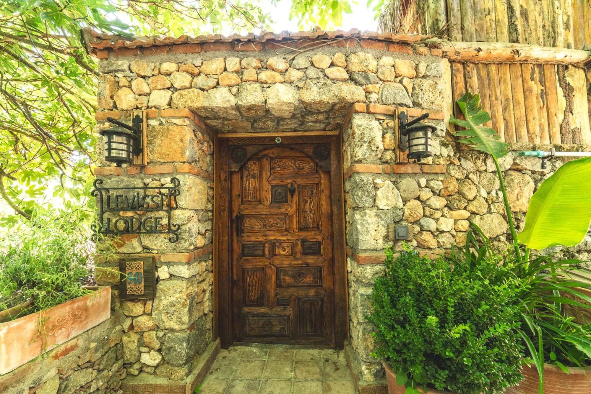Levissi Lodge Otantic Stone Villa In Каякьой Екстериор снимка