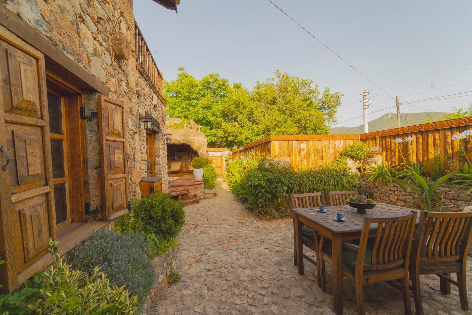 Levissi Lodge Otantic Stone Villa In Каякьой Екстериор снимка