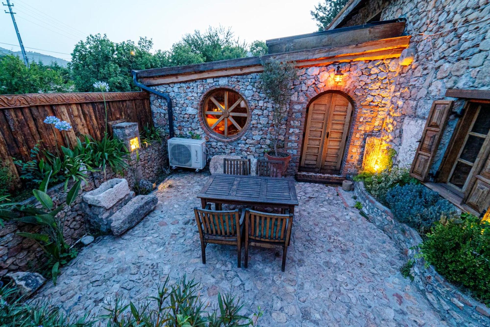 Levissi Lodge Otantic Stone Villa In Каякьой Екстериор снимка